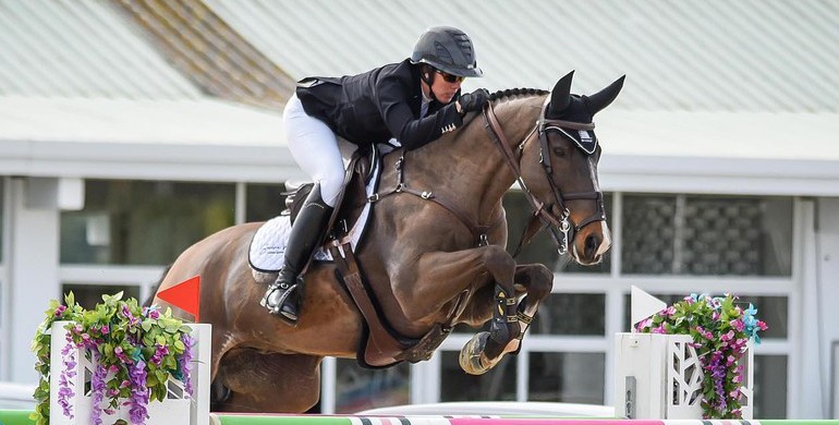 Gudrun Patteet continues winning streak at the Sunshine Tour