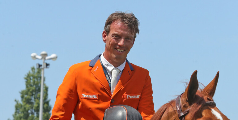 Harrie Smolders out with broken rib