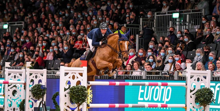 Two wins for Martin Fuchs at London International Horse Show