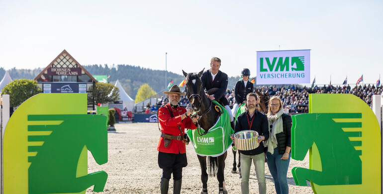 Robert Whitaker and Evert win the CSI4* 1.50m LVM Versicherung Prize in Hagen