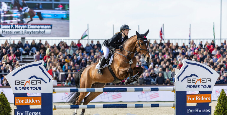 Janne Friederike Meyer-Zimmermann wins the first leg of the BEMER Riders Tour 2022 in Hagen
