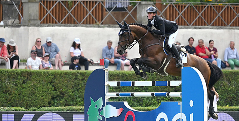 Darragh Kenny puts Ireland on top of the podium in the ENI speed at CSIO5* Rome Piazza di Siena