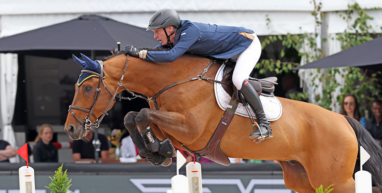 Daniel Coyle and Oak Grove's Carlyle fly to win the CSIO5* Longines Grand Prix of Rotterdam