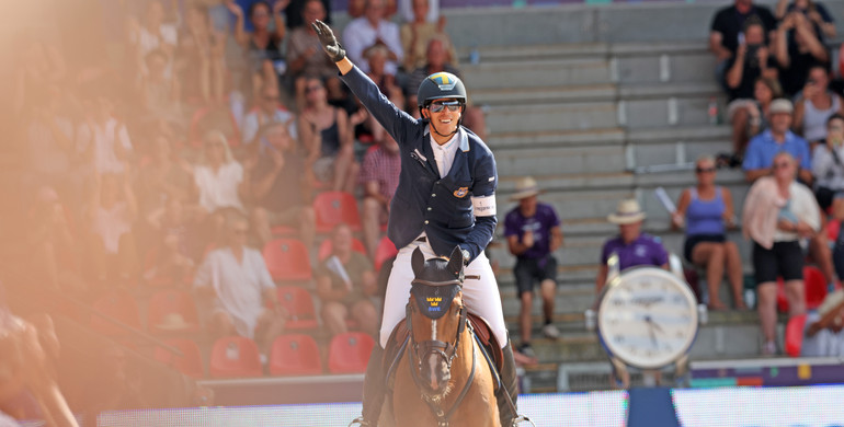 Henrik von Eckermann remains world number one on the Longines Ranking