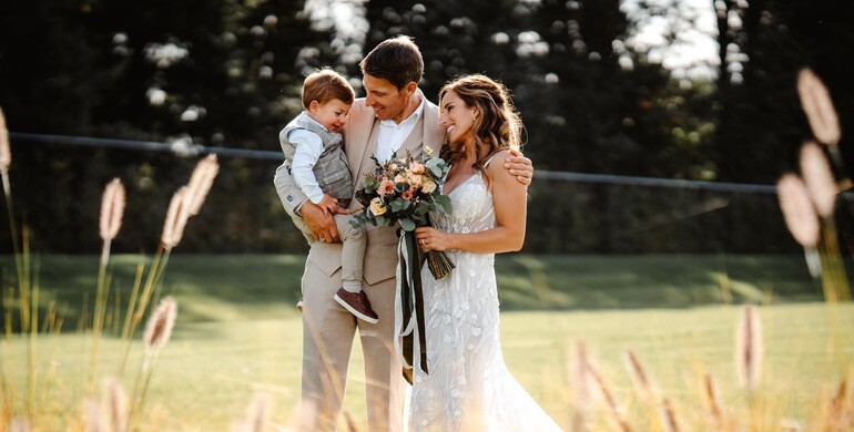 Janika Sprunger and Henrik von Eckermann tie the knot