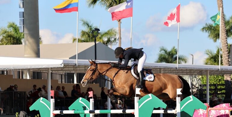 Sarah Scheiring and Margriet de Mariposa make winning WEF debut