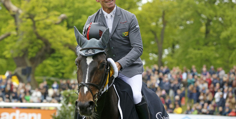 Pius Schwizer takes the Mercedes-Benz Championat in Hamburg