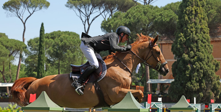 Epaillard untouchable at Piazza di Siena