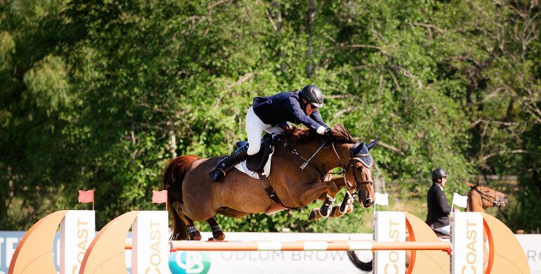 Daniel Coyle guides Jasper to first FEI win in the CSI2* Cabana Coast qualifier