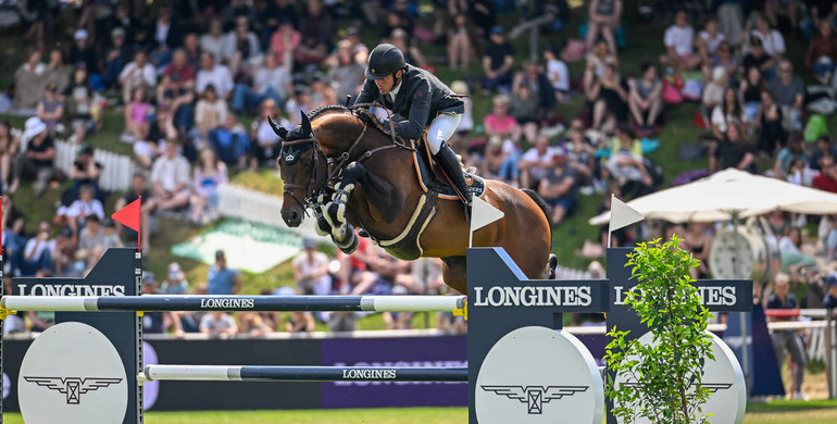 Harrie Smolders and Uricas v.d. Kattevennen win Sunday's CSIO5* 1.60m Longines Grand Prix in St. Gallen