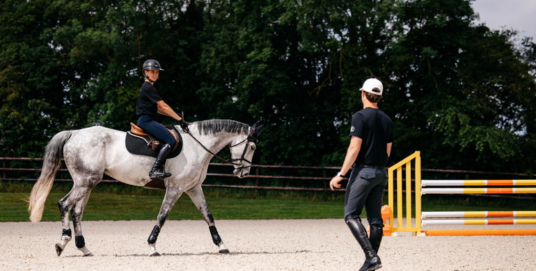 Top showjumping stable 30 minutes from London: Meet IN Showjumpers