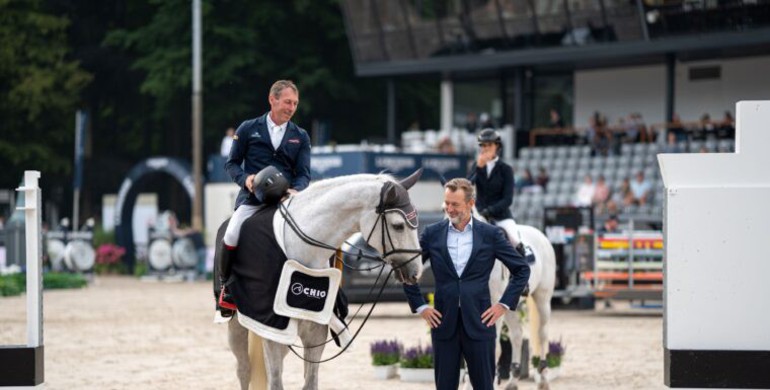 Hans-Dieter Dreher and Vestmalle des Cotis fastest on day one in Rotterdam