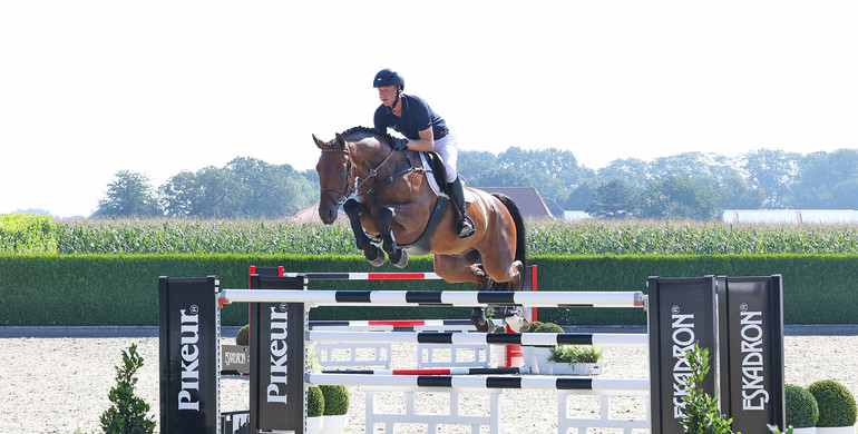 Holger Hetzel Sport Horse Sales presents: Space Taxi