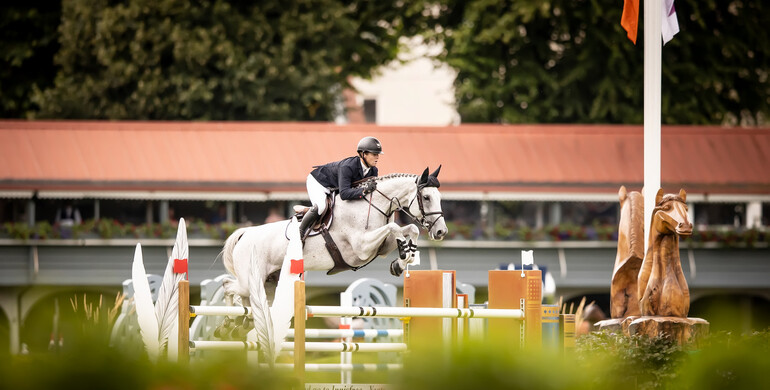 Shane Sweetnam’s Out of the Blue SCF to Katie Dinan