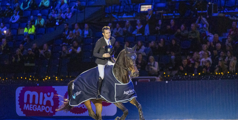 Scott Brash and Hello Mr President on top in Stockholm