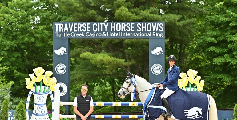 Francisco Goyoaga Mollet races to the top in $32,000 CSI2* Speed
