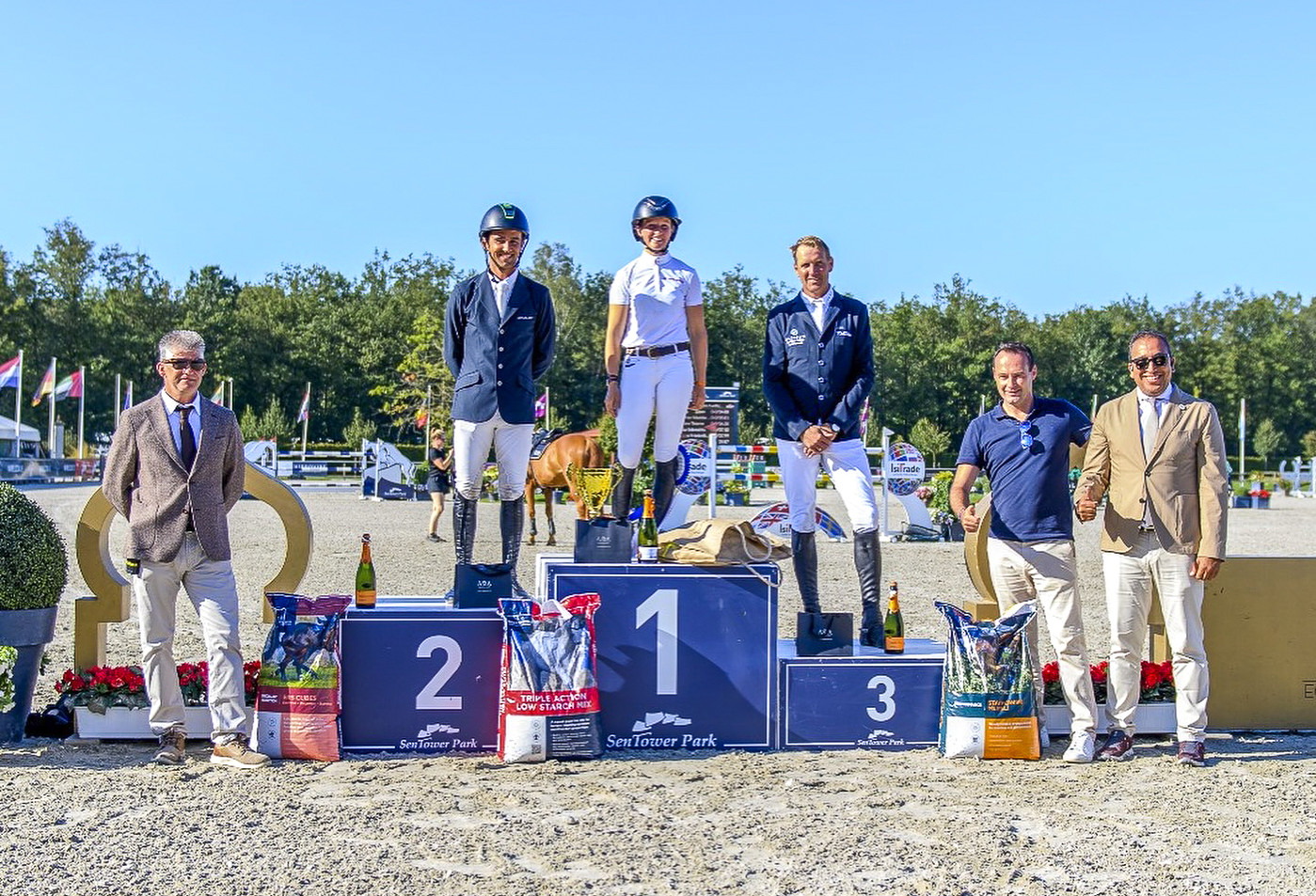 Sanne Thijssen and Con Quidam RB take the top honours in Sunday's
