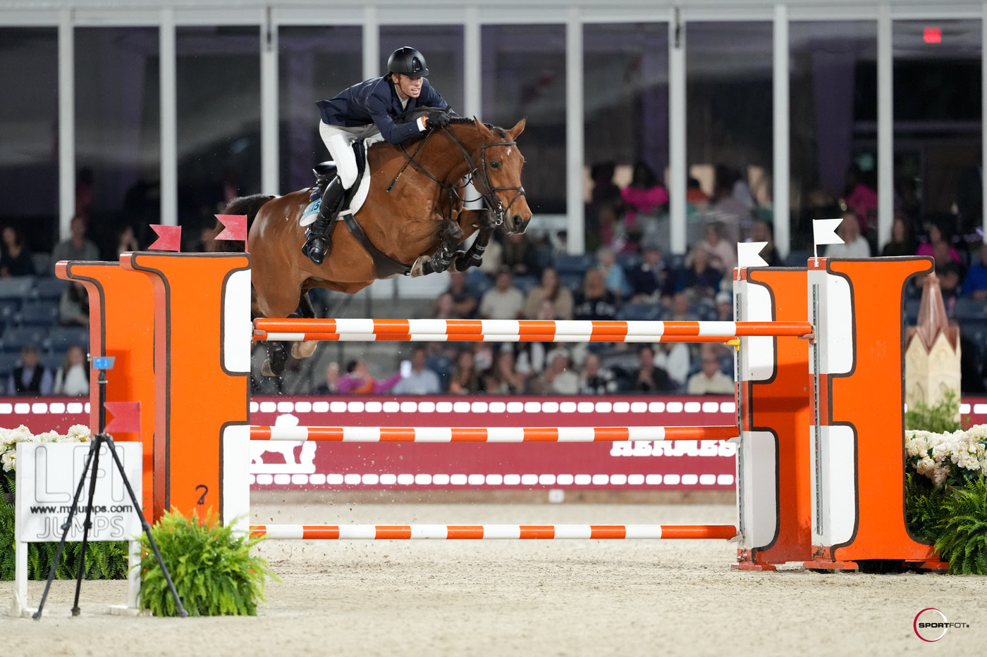Alex Matz claims victory in Hermès 1.50m Championship Jumper