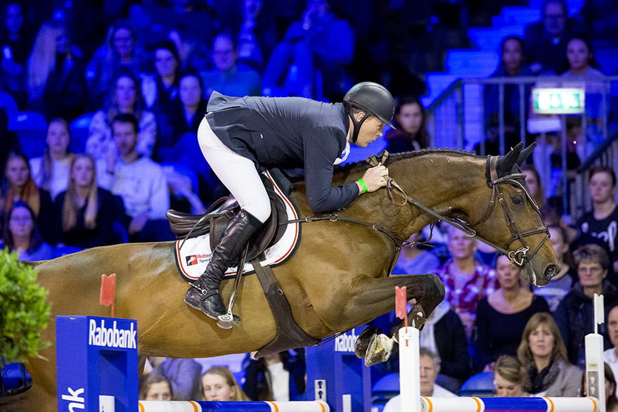 Robert Vos and Carat shine on home soil at Jumping Amsterdam | World Showjumping