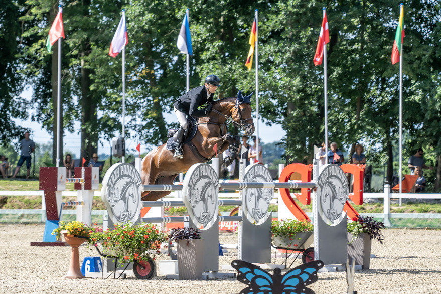 This weekend's CSI2* Grand Prix winners | World of Showjumping