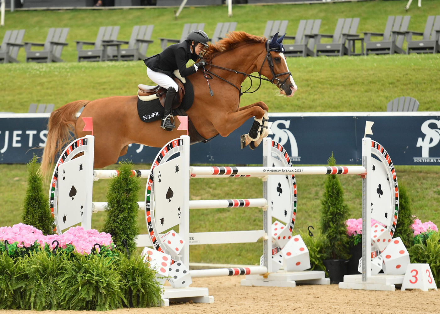 Quala vd Rollebeek rocks two-star debut with Daisy Farish at